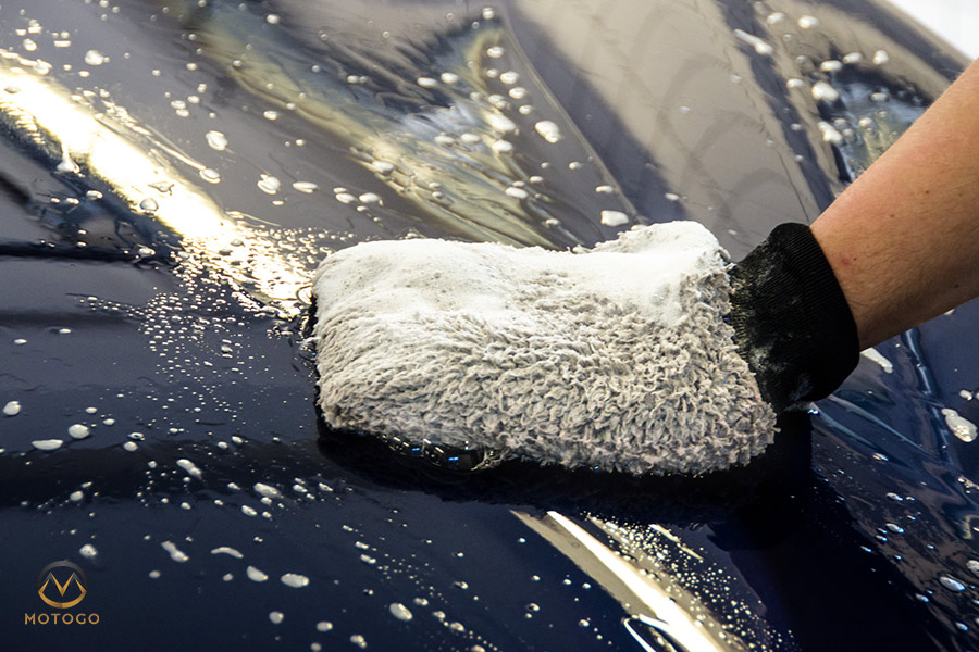 Powłoka ceramiczna na samochodzie